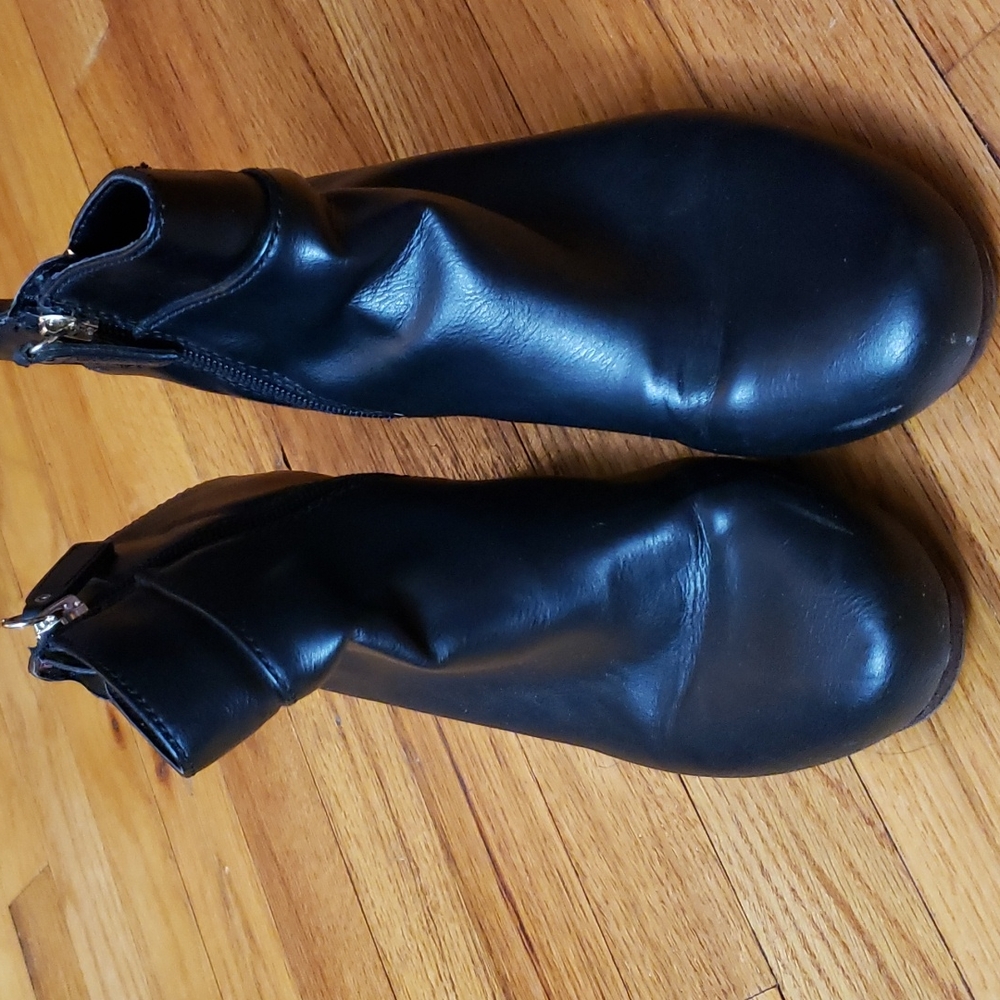 Used Dr. Scholls Booties - Picture 2 of 12